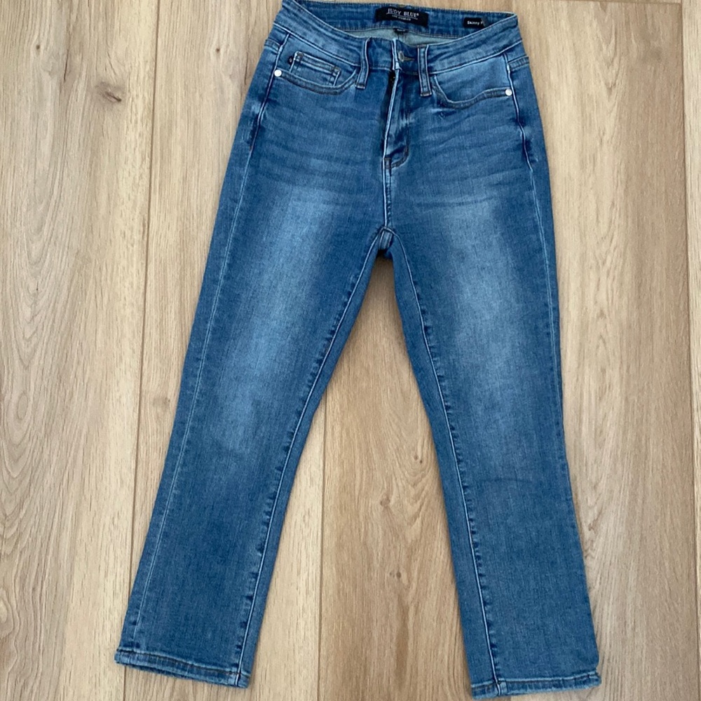 Judy Blue Capri, 25